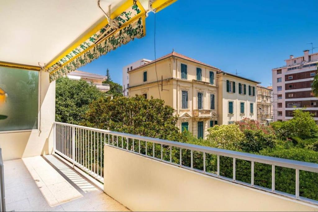 Appartement Centre Cannes Avec Parking Prive Gratuit Sur Place Esterno foto